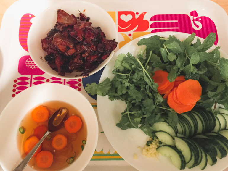 Bun cha in the pan