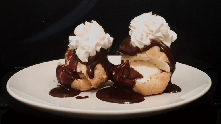 The crafting of chocolate profiterolles